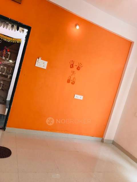 PG for Girls in Loni Kalbhor, 