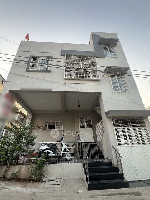 PG for Girls in Alandi