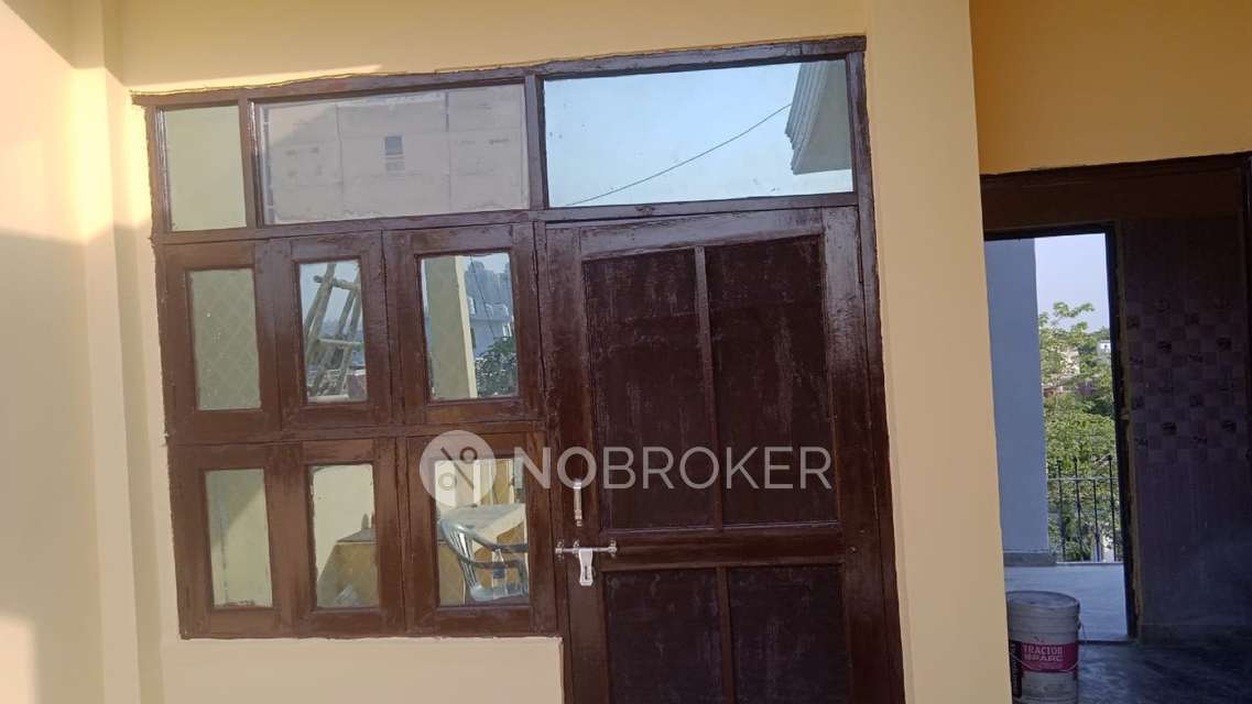 1 BHK House for Rent  In D-38, Delta 1 Block C Rd