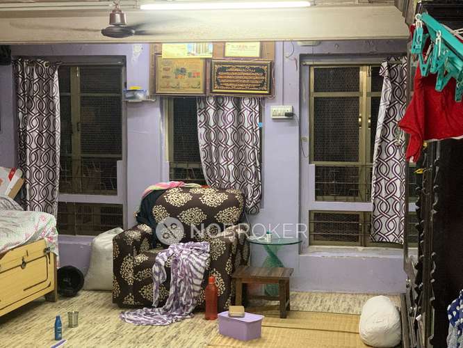 1 BHK Flat In Standlone Building For Sale  In Mandvi