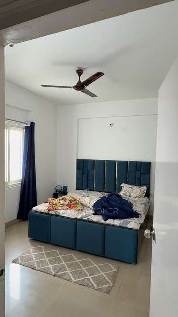 Single Room for Male In 4 BHK  In Victory Infra Crossroads In Sector 143b