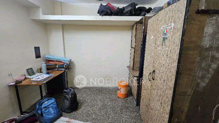 Single Room for Male In 1 BHK  In Sb In Fadgate Police Station