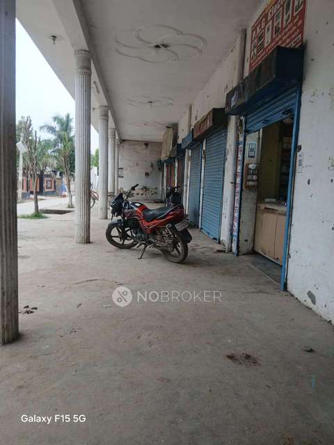 Shop in Sadullapur, Greater Noida for Rent 