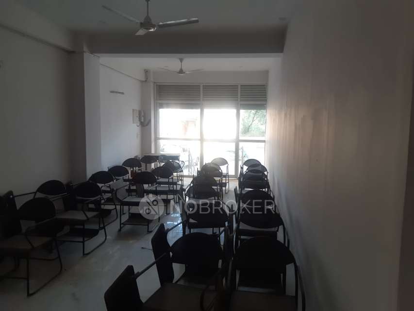 Office Space in Palam Vihar, Delhi for Rent 