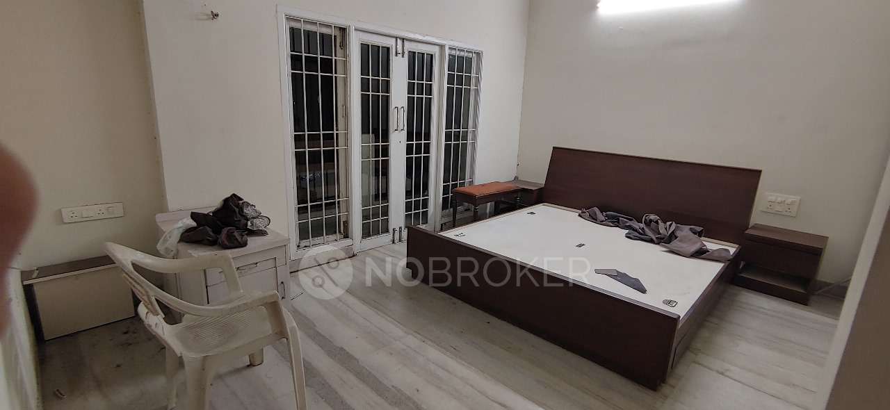 1 BHK Flat In Standalone Building  for Rent  In Annanagar East