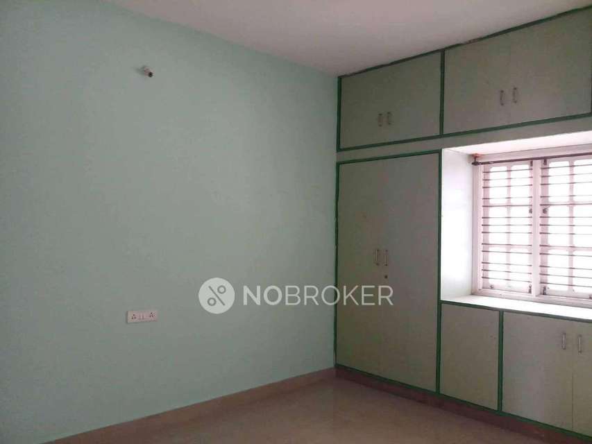 4+ BHK Flat For Sale  In Tc Palaya