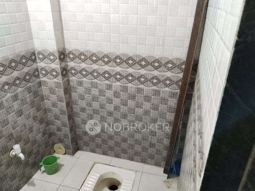 1 RK Flat In Ayesha Manzil For Sale  In Kalyan West 