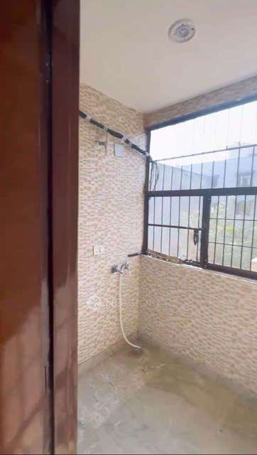 3 BHK Flat In Apartment For Sale  In Rohini