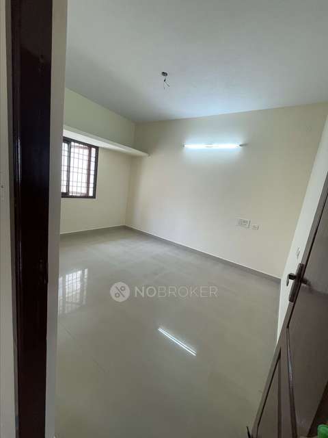 2 BHK Flat In Maduravoyal Apartment For Sale  In Vanagaram