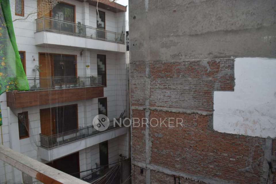 3 BHK Flat In Flat For Sale  In Rajgarh Colony