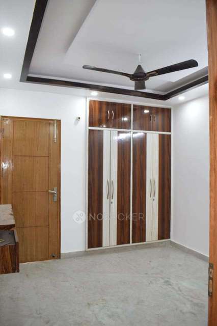 3 BHK Flat In Flat For Sale  In Rajgarh Colony