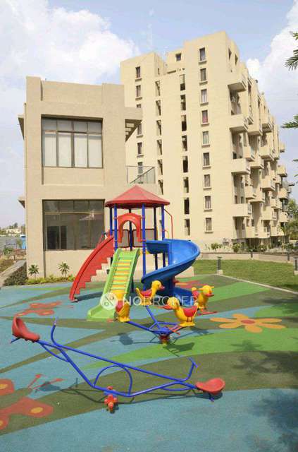 2 BHK Flat In Gulmohar Gold Coast For Sale  In Rajaram Patil Nagar