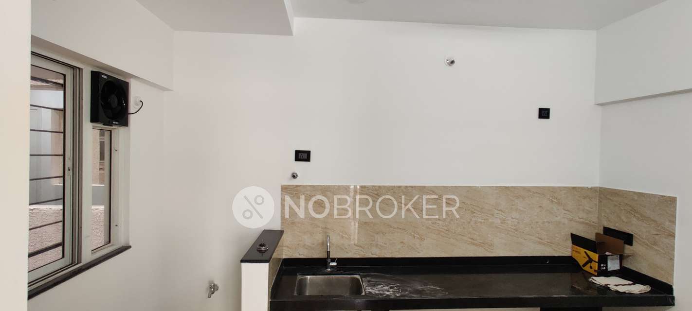 2 BHK Flat In Vtp Leonara, Mahalunge for Rent  In Hp8q+mx6, Maharashtra 412115, India