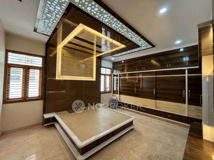 4+ BHK House For Sale  In Krishna Garden Layout, Rr Nagar
