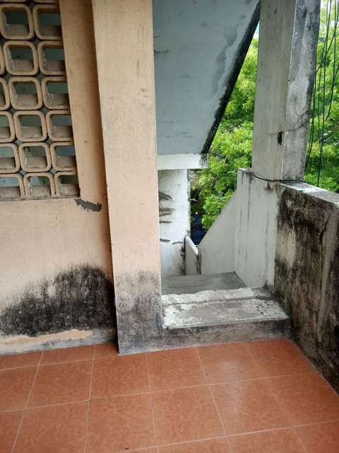 2 BHK Flat for Rent  In Saligramam(only Male Bachelors 4)