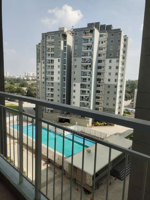 1 BHK Flat In Sjr Blue Waters For Sale  In Sarjapur Road