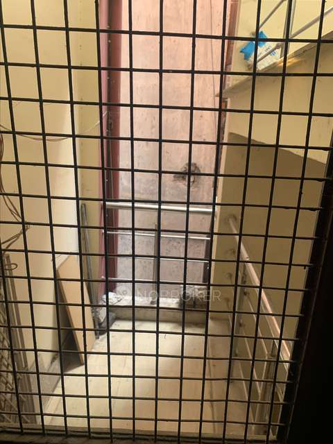 2 BHK Flat In Galaxy Apartment, Rangpuri, Mahipalpur For Sale  In Mahipalpur