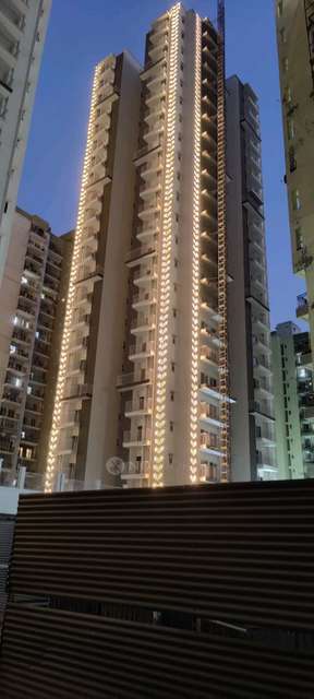 3 BHK Flat In Trident Embassy Reso For Sale  In Sector 1
