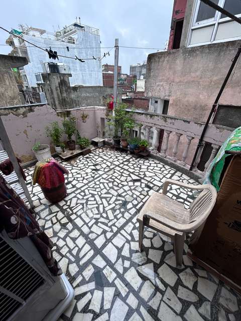 2 BHK Flat For Sale  In Tughlakabad