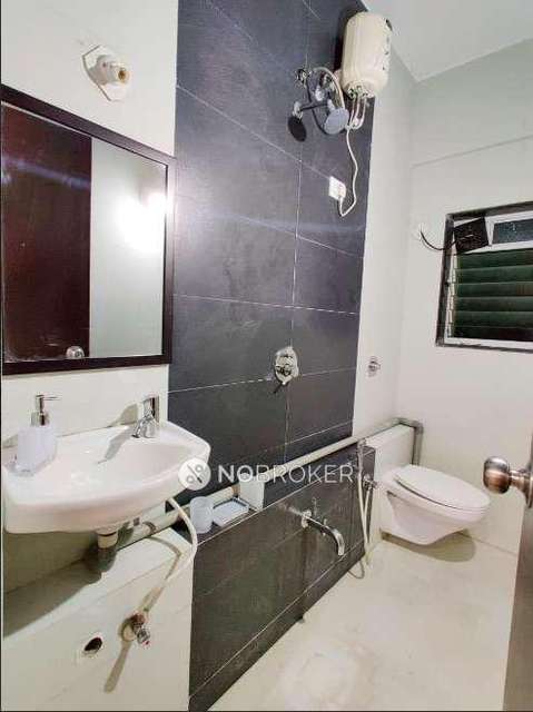 3 BHK Flat In Mantri Serene For Sale  In Goregaon East