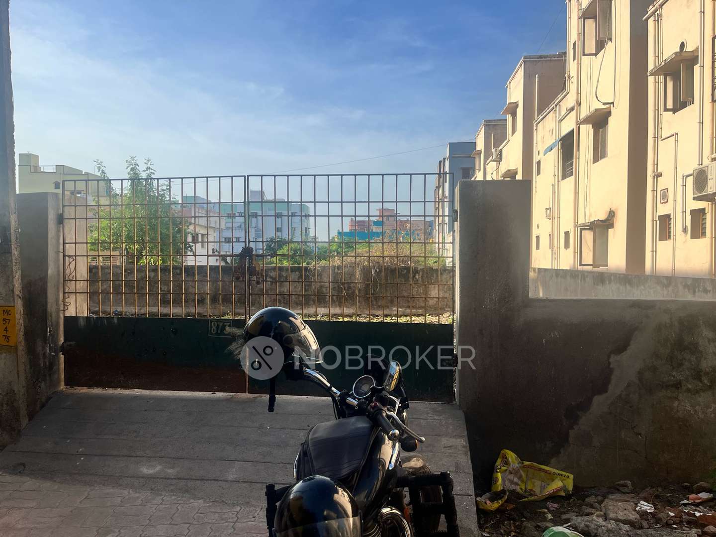 Plot For Sale  In New Perungalathur