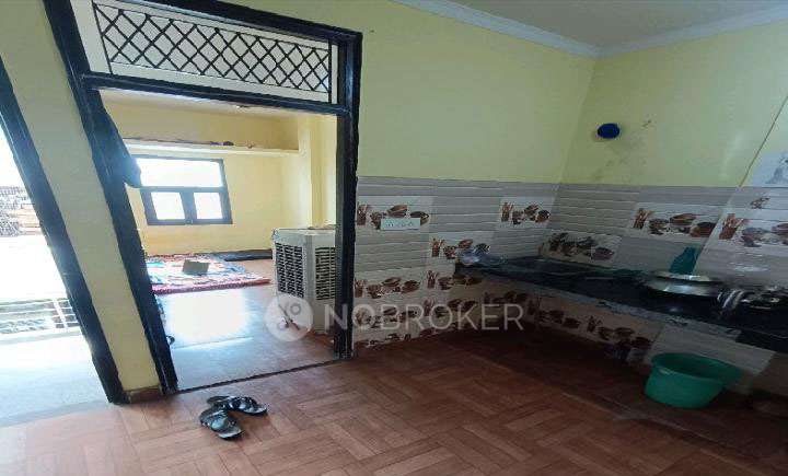 1 BHK House for Rent  In New Ashok Nagar, Delhi, India