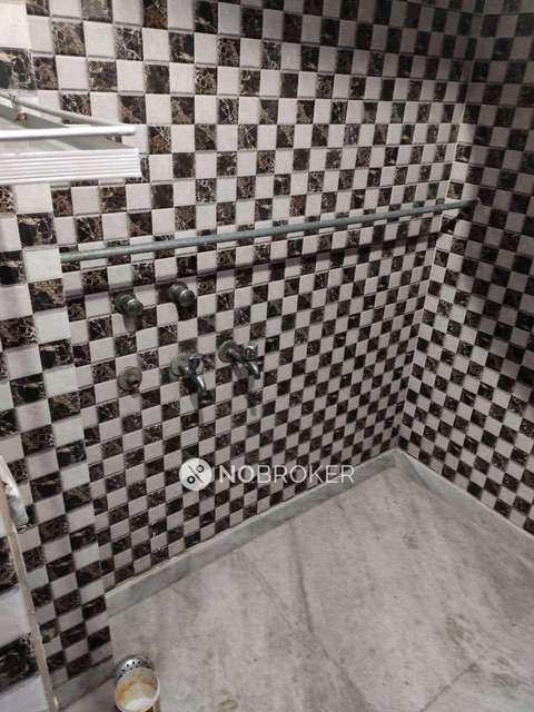 1 BHK Flat For Sale  In  Defence Colony