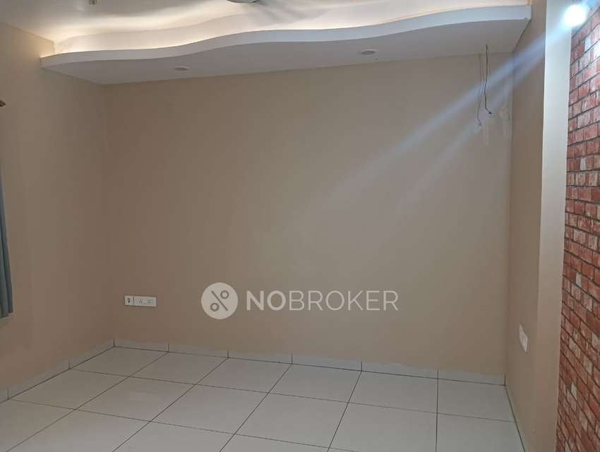 3 BHK Flat In Aparna Sarovar Grande For Sale  In Nallagandla Huda