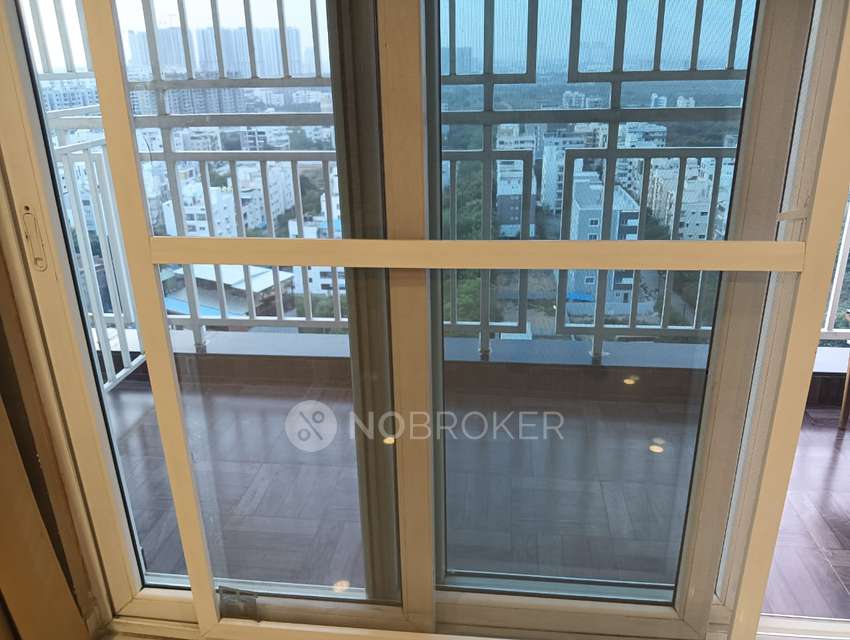 3 BHK Flat In Aparna Sarovar Grande For Sale  In Nallagandla Huda