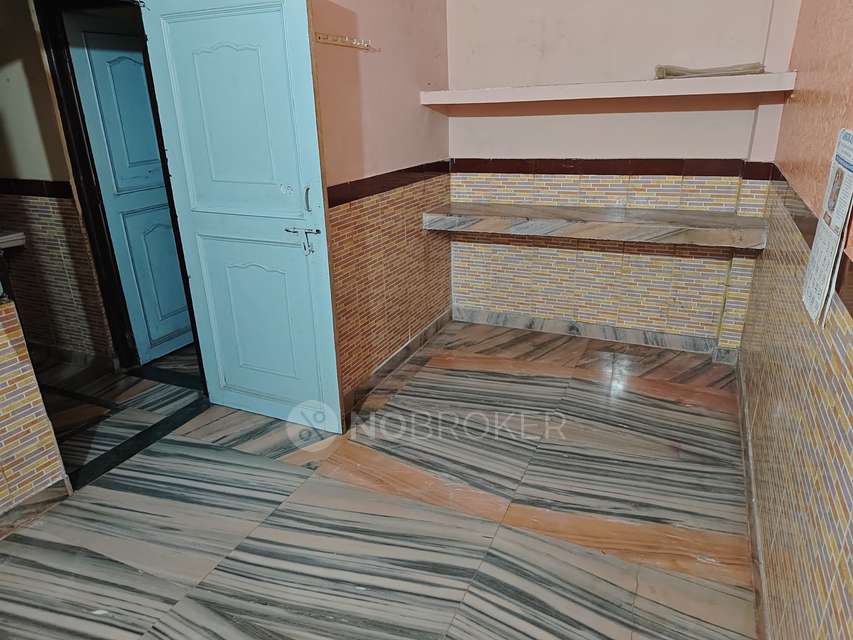 2 BHK Flat for Rent  In New Ashok Nagar