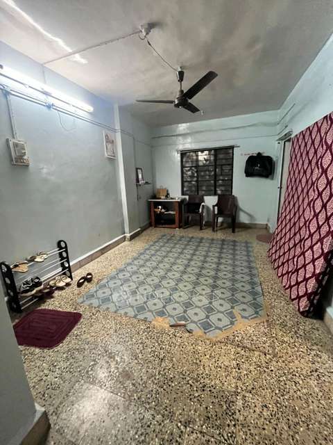 Single Room for Female In 1 BHK  In Praklp Ganesh Socity In Kothrud