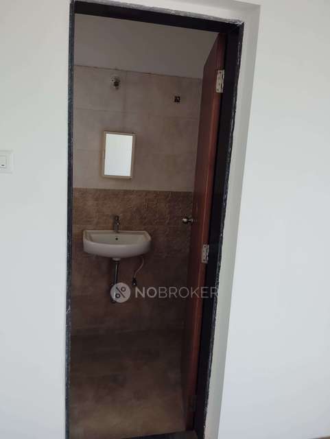2 BHK Flat In Essencia Heights For Sale  In Mahalunge