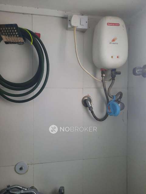 1 BHK Flat In Vallabh Bhuvan For Sale  In Vile Parle West