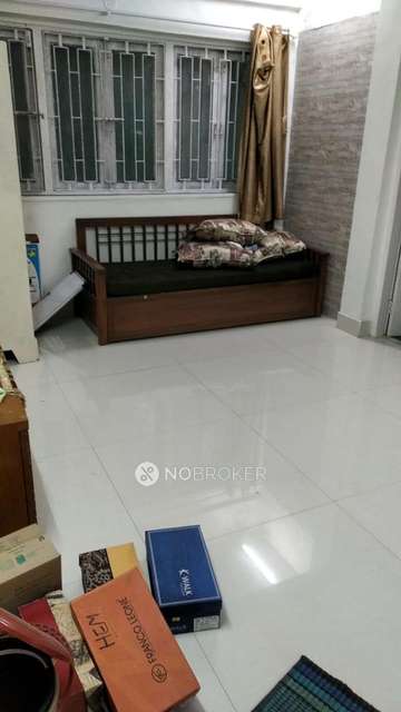 1 BHK Flat In Vallabh Bhuvan For Sale  In Vile Parle West