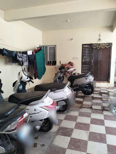 4+ BHK House For Sale  In Mallathahalli