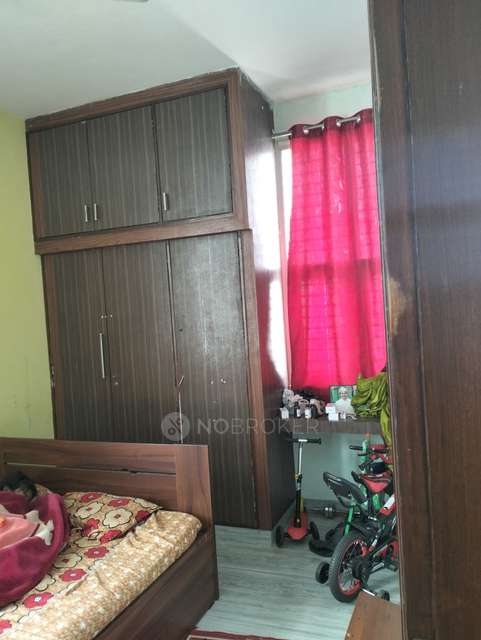 4+ BHK House For Sale  In Mallathahalli