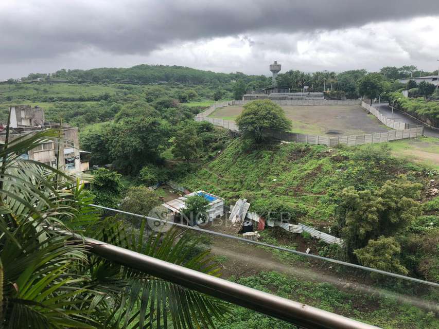 4+ BHK Flat In Solitaire Society For Sale  In Hadapsar