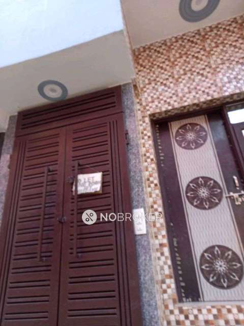 1 RK House for Rent  In Ashok Vihar Phase Iii Extension