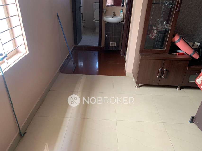 2 BHK Flat In S R N Sahastra For Sale  In Miyapur