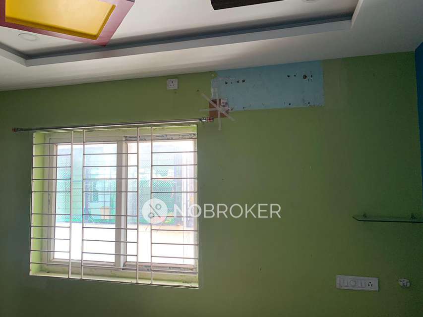 2 BHK Flat In S R N Sahastra For Sale  In Miyapur