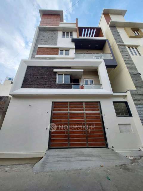 4+ BHK Flat For Sale  In Virat Nagar, Bommanahalli