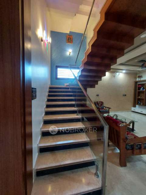 4+ BHK Flat For Sale  In Virat Nagar, Bommanahalli