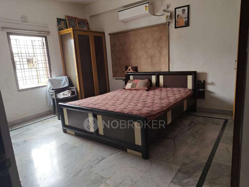 3 BHK Flat In Immadisetty Arcade For Sale  In Secunderabad,