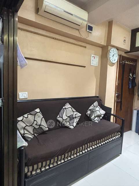1 RK Flat In Vaishnav Sadan for Rent  In Currey Rd Bridge
