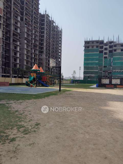 3 BHK Flat In Aig Royal For Sale  In Sector 1