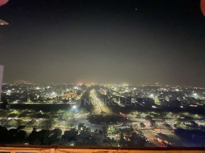 3 BHK Flat In Paramount Emotions For Sale  In Bisrakh Jalalpur