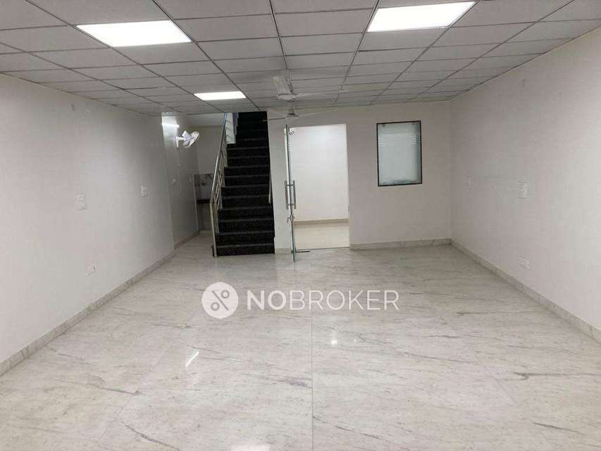 Godown/Warehouse in New Friends Colony, Delhi for sale 