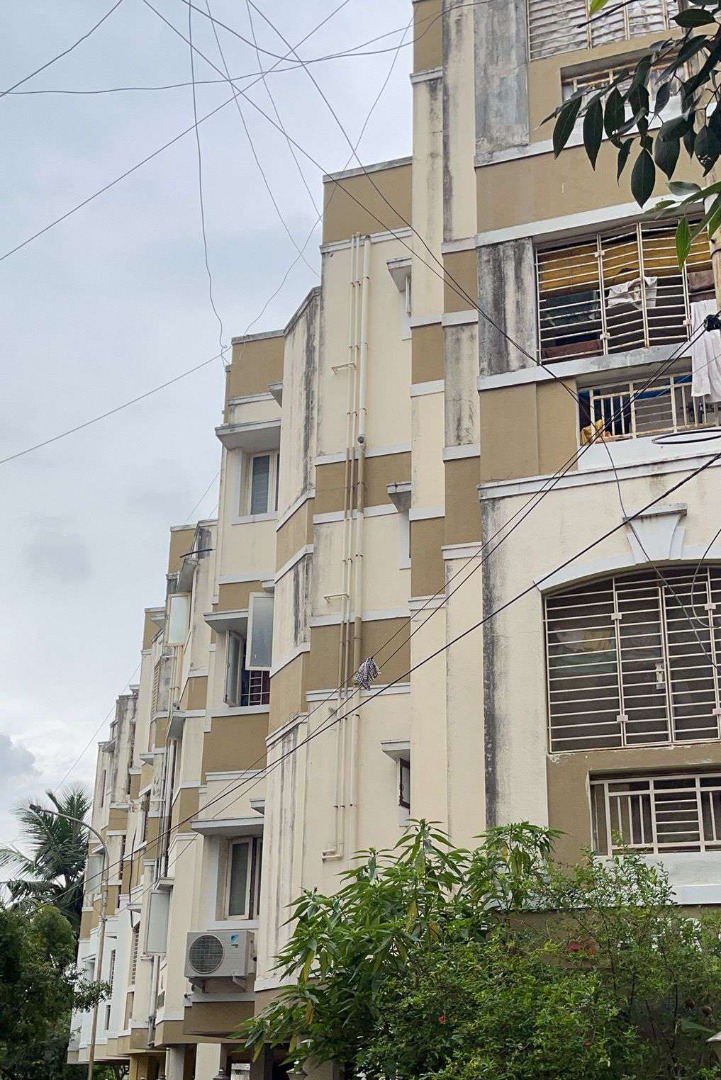 Afraah Crystal Court