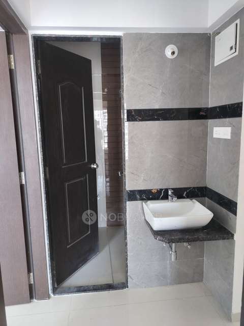 2 BHK Flat In Sherlyn Avenue For Sale  In Sherlyn Avenue