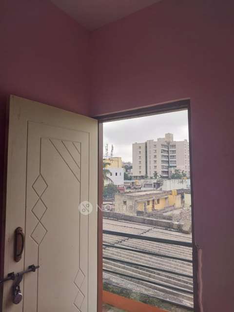 4+ BHK Flat In Standalone Building  For Sale  In Electronic City